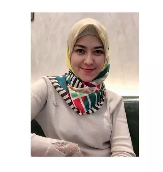 potret terbaru ade bunga mantan istri andika mahesa instagram potret terbaru ade bunga mantan istri andika mahesa instagram