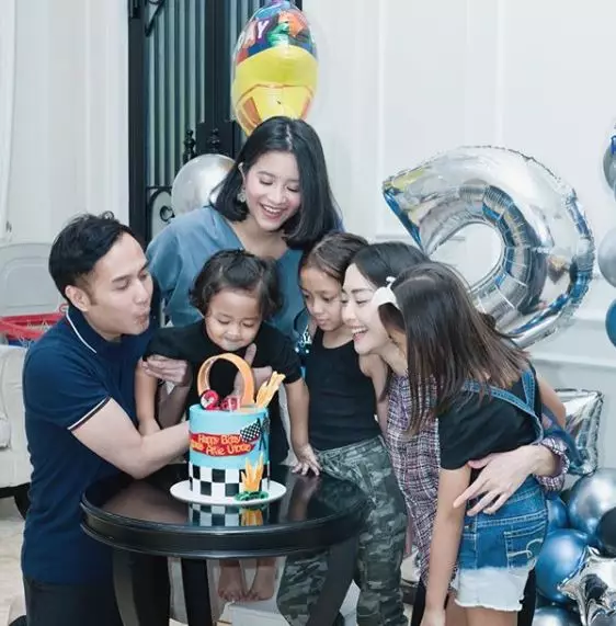 Potret harmonis Ririn Dwi dan Aldi Bragi Instagram