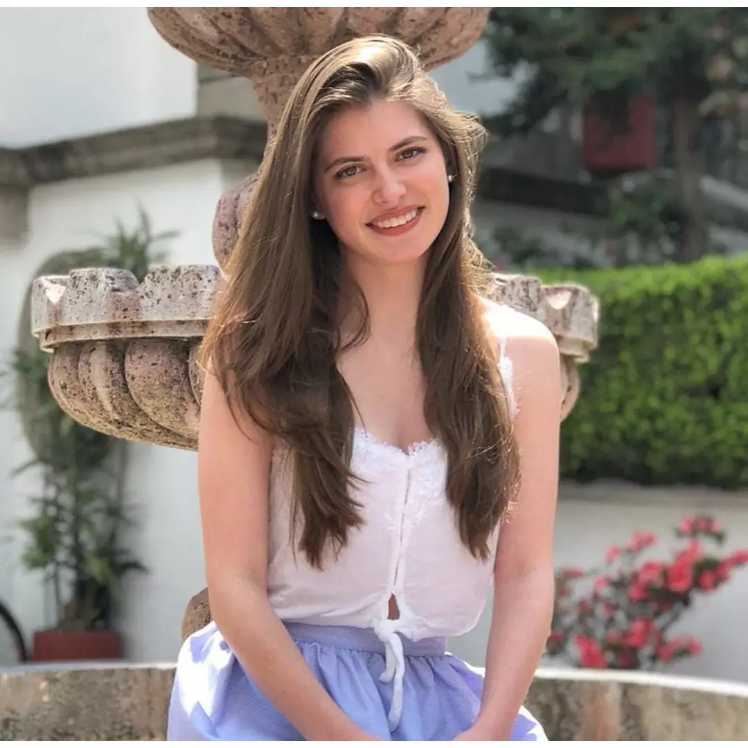 10 Transformasi Dulce Maria Carita de Angel, memesona