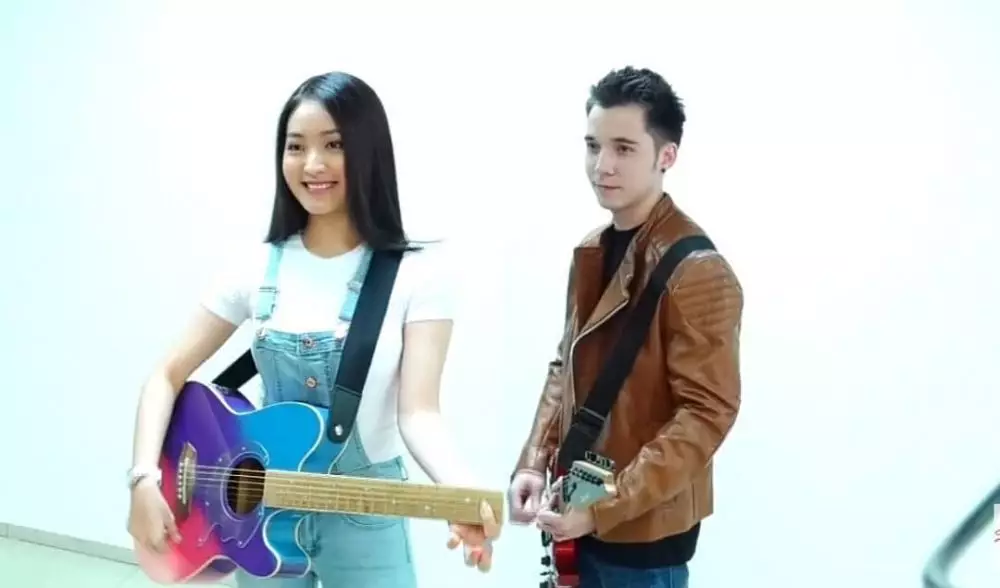 Momen syuting Natasha Wilona dan Stefan berbagai sumber Momen syuting Natasha Wilona dan Stefan berbagai sumber