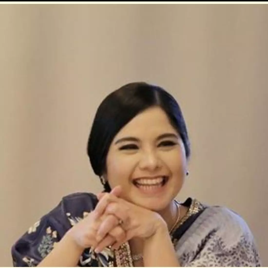 Unggah potret bak drama Korea, gaya Annisa Pohan dan AHY jadi sorotan