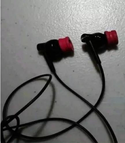 bentuk earphone Berbagai Sumber