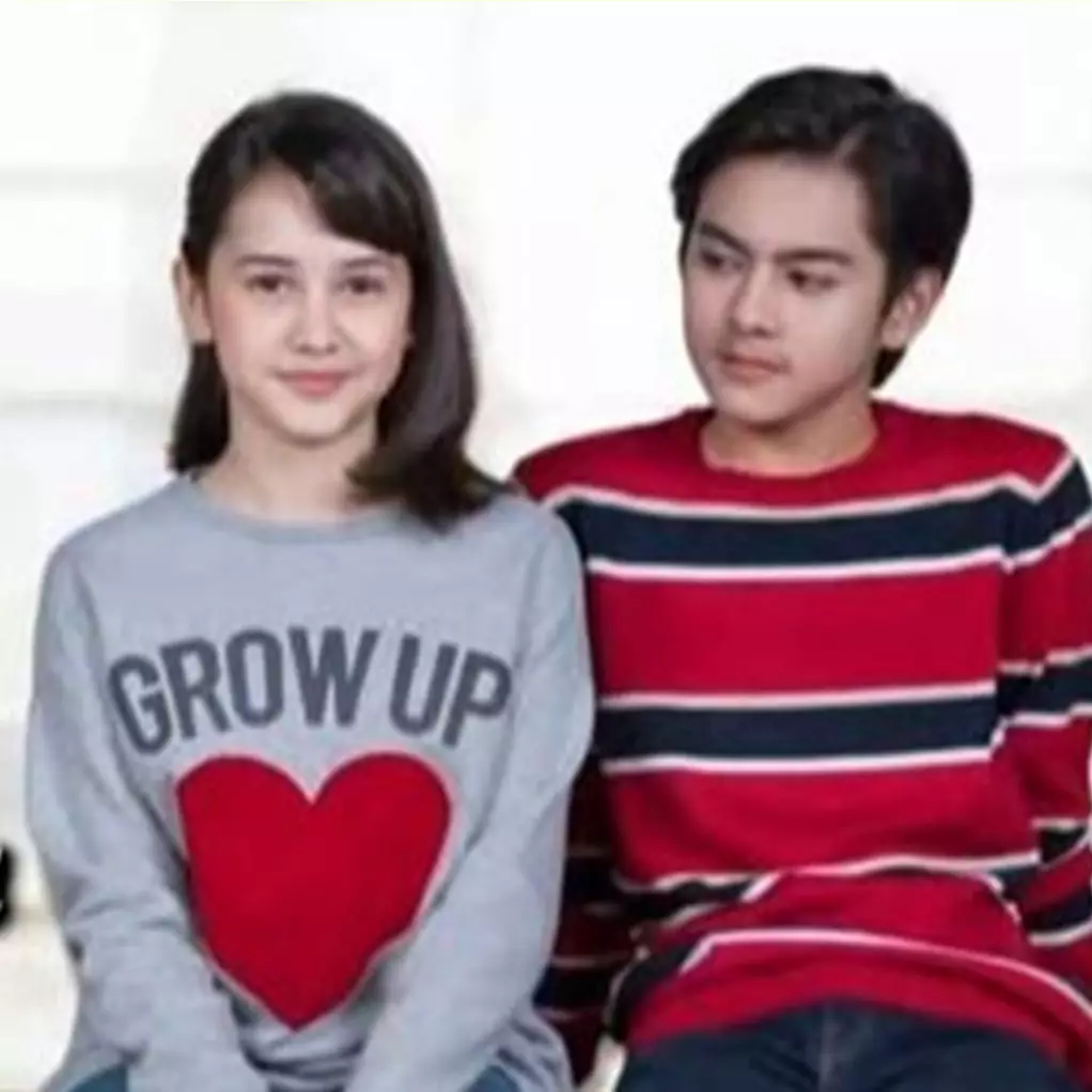 Bertabur bintang, ini 9 potret kompak pemain sinetron Dari Jendela SMP