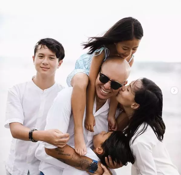 pierrerolandc Instagram pierrerolandc Instagram