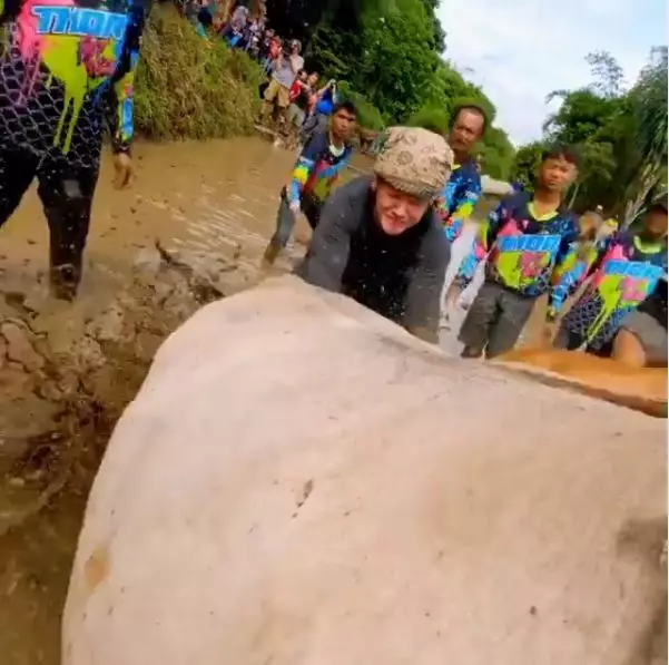 momen gordon berbagai sumber momen gordon berbagai sumber