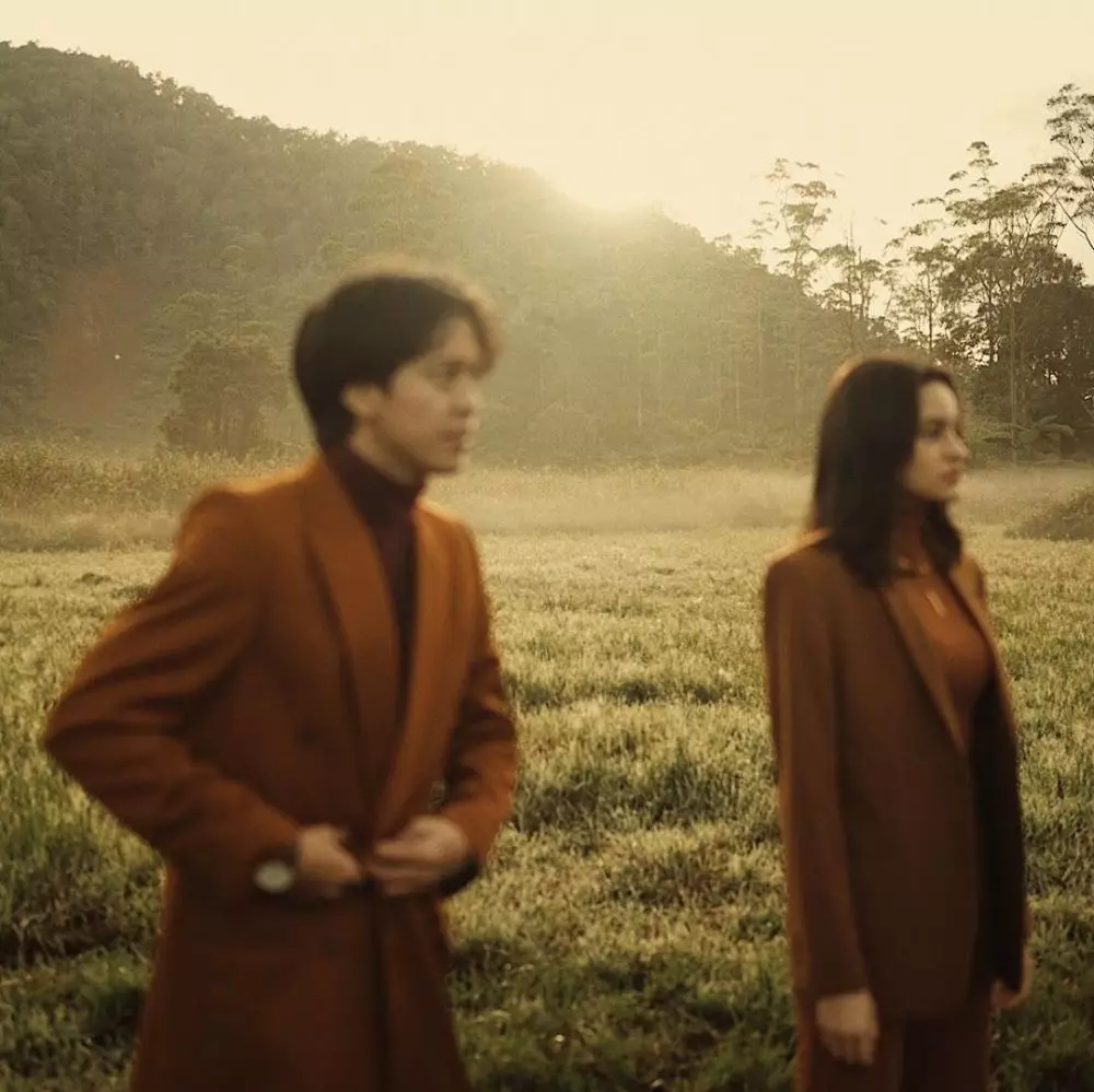 potret mesra bisma dan kekasih instagram