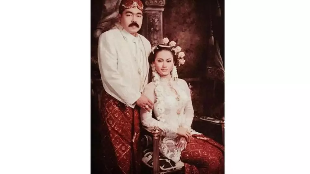 inul suami lawas berbagai sumber