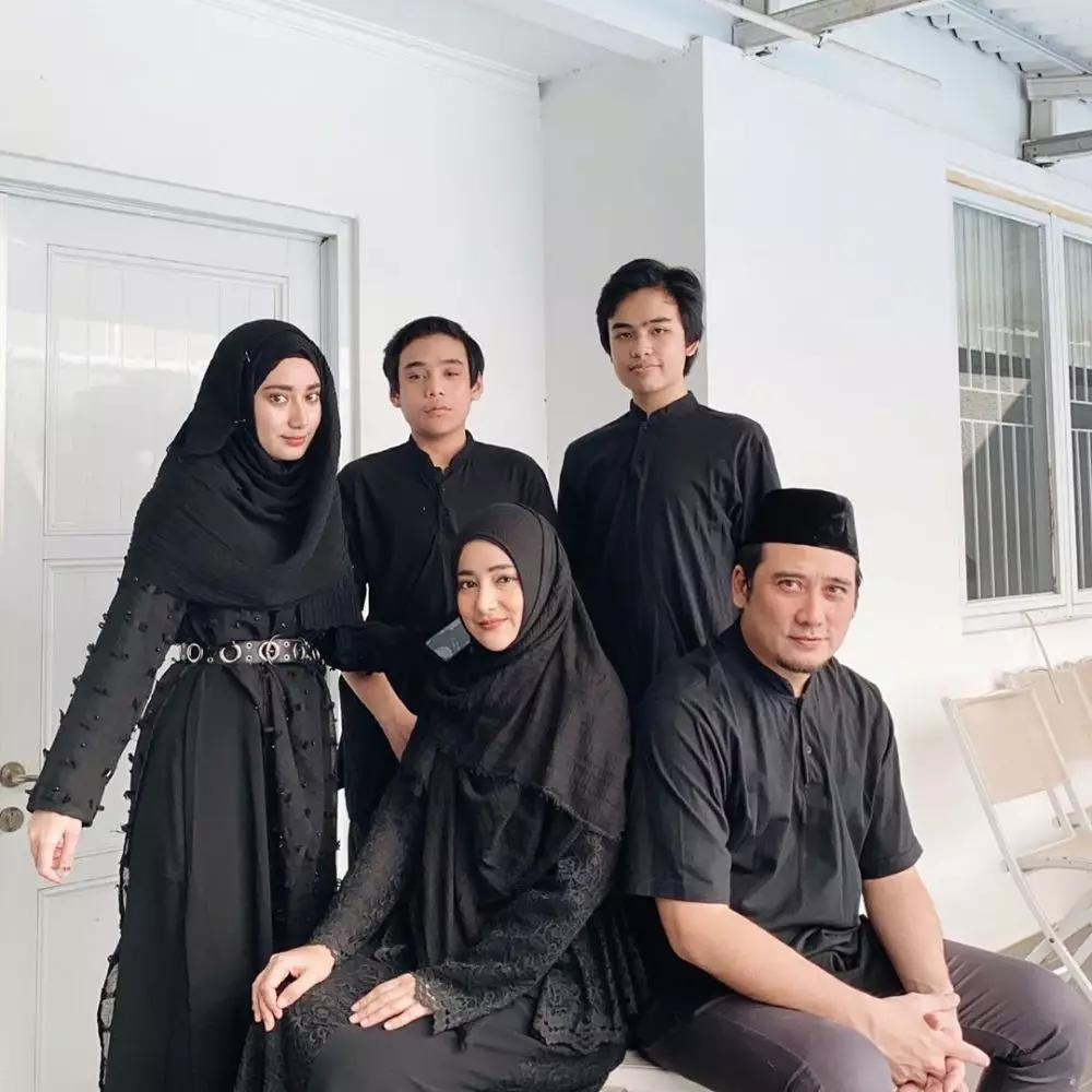 Cindy Fatika Sari dan anak © 2020 brilio.net