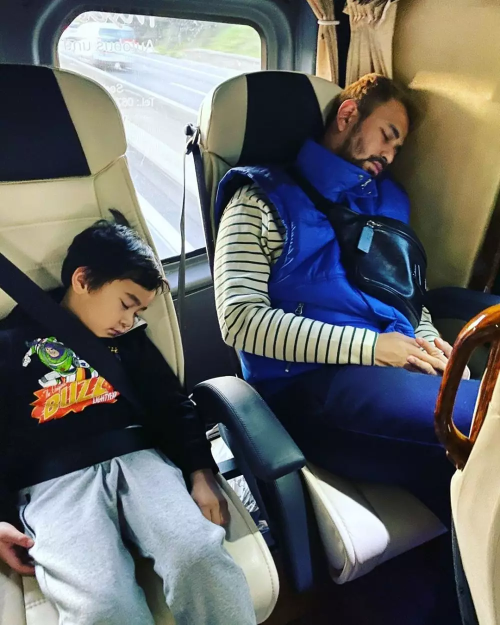 Seleb bagikan foto pasangan tidur © 2020 brilio.net