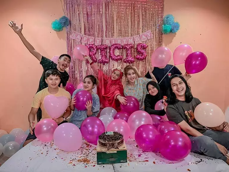 ultah Ria Ricis ke-25 instagram ultah Ria Ricis ke-25 instagram