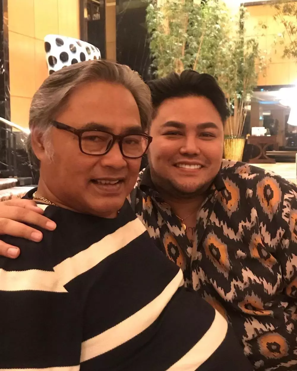 Ivan Gunawan dan keluarga Instagram