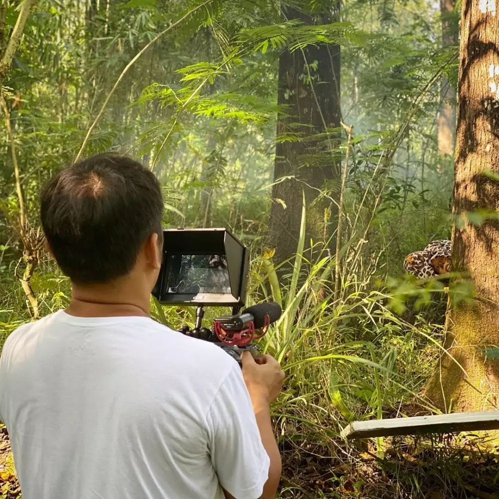 momen seru keluarga zaskia main di hutan Instagram