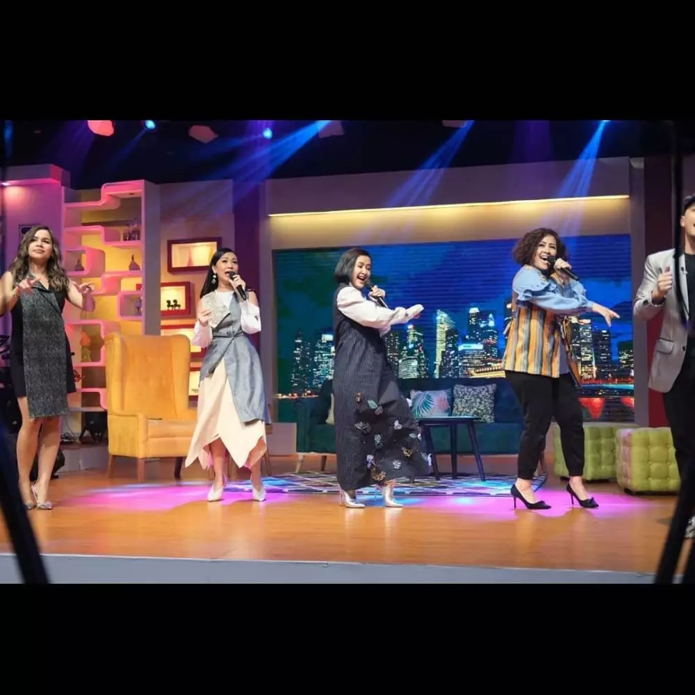 momen reuni trio be3 instagram momen reuni trio be3 instagram