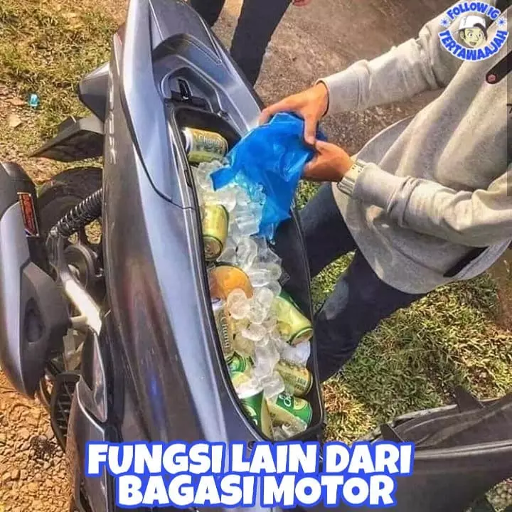 aksi lucu manfaatkan bagasi motor Instagram