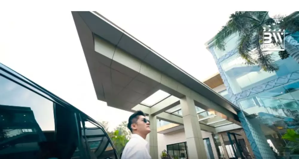 Fransen Susanto jadi petugas kebersihan YouTube/ Boy William