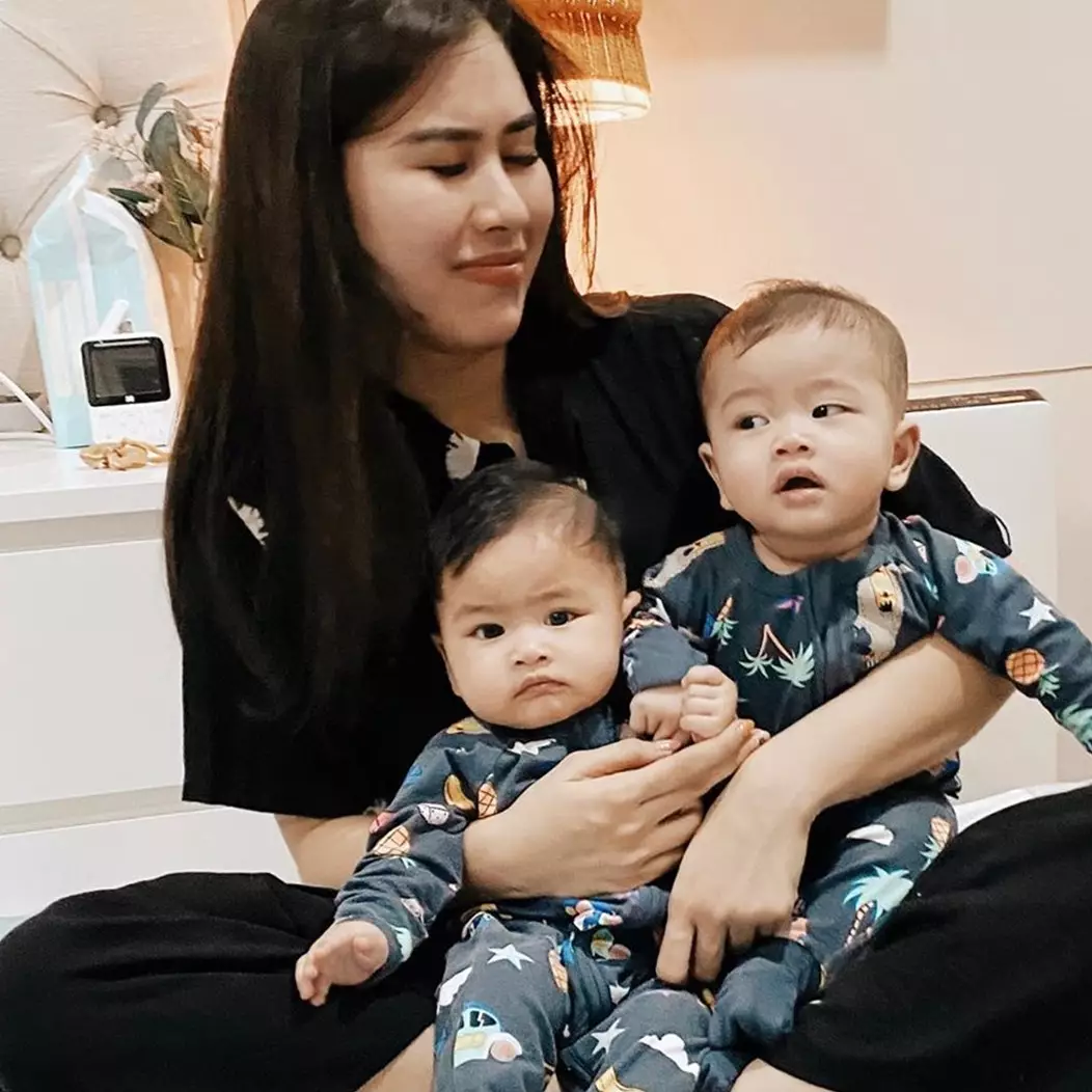 11 Momen Syahnaz urus si kembar tanpa babysitter, sempat panik
