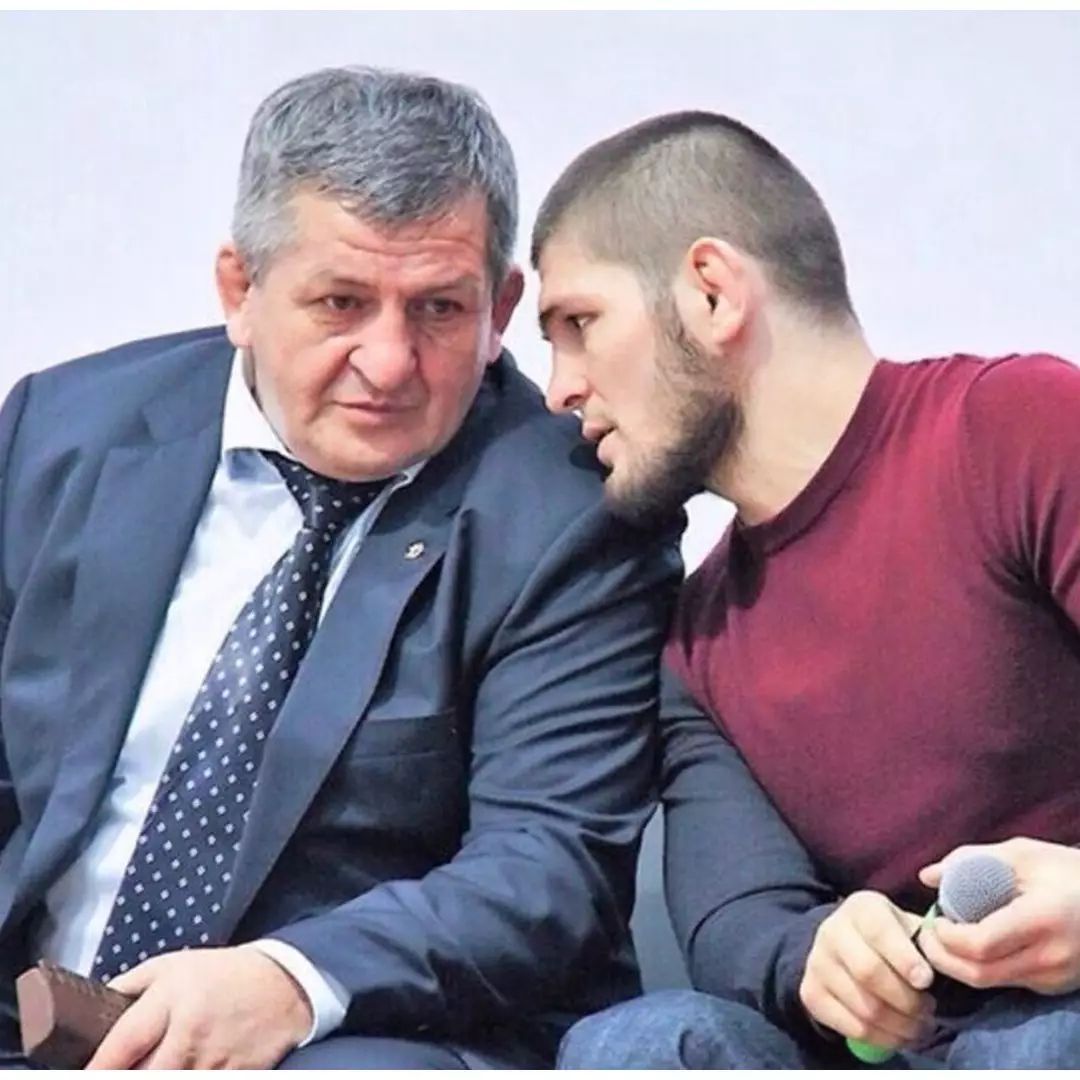 Fakta meninggalnya ayah Khabib Nurmagomedov yang terjangkit corona