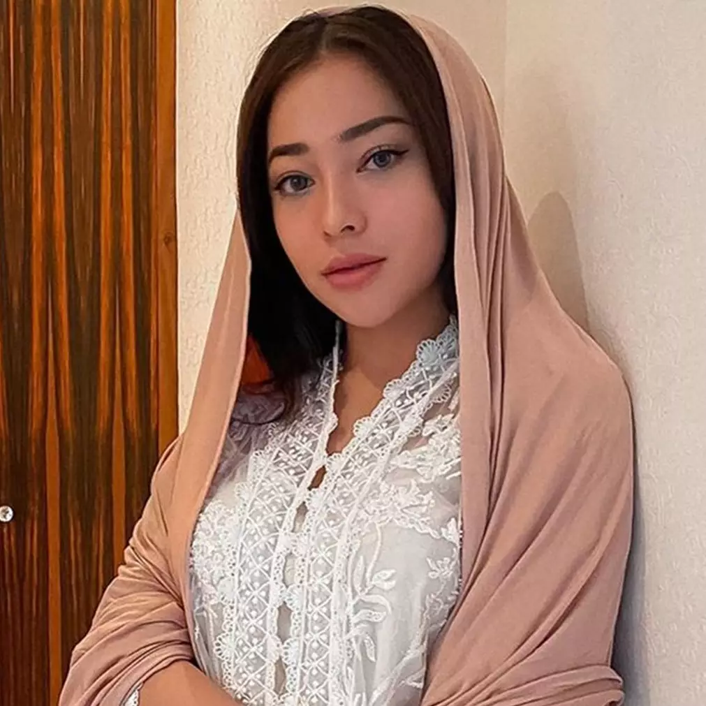 11 Seleb ini dilamar kekasih saat ulang tahun, terbaru Nikita Willy