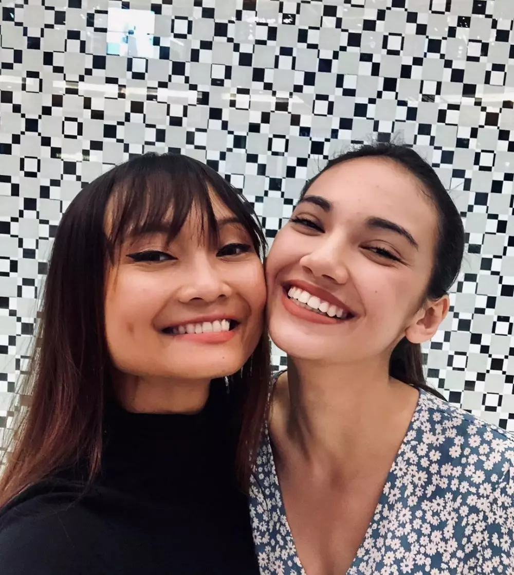 seleb bersama anak sambung Instagram