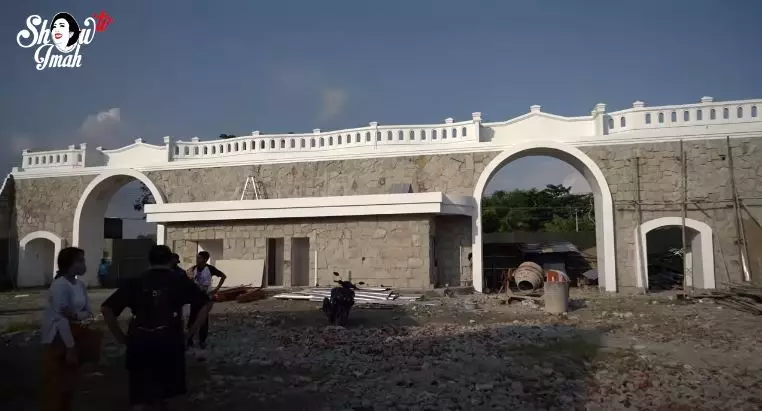 penampakan pendopo soimah YouTube penampakan pendopo soimah YouTube