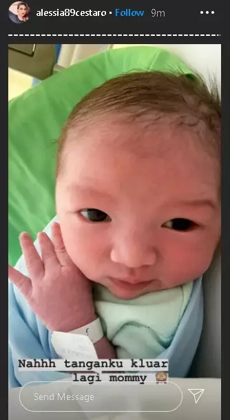 8 Momen kelahiran anak ketiga Alessia Cestaro Instagram/@alessia89cestaro