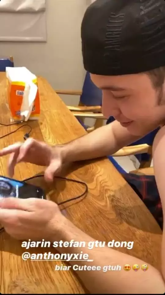 Stefan main TikTok instagram