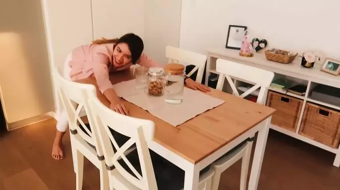 apartemen milik acha sinaga di australia berbagai sumber