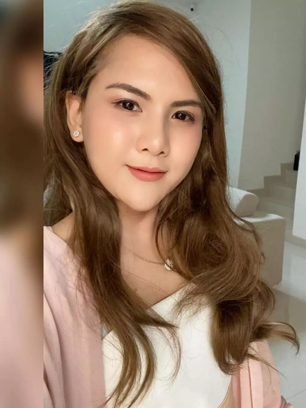 Potret Evelyn rambut panjang Instagram/@evelinnadaanjani