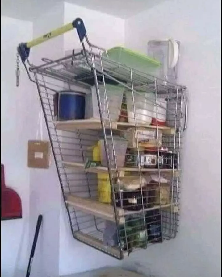 cara nyeleneh pasang perabotan © 2020 instagram.com