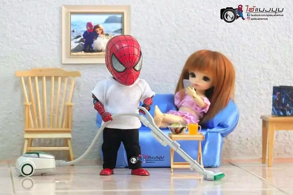 Spider-Man jadi bapak rumah tangga Facebook Spider-Man jadi bapak rumah tangga Facebook