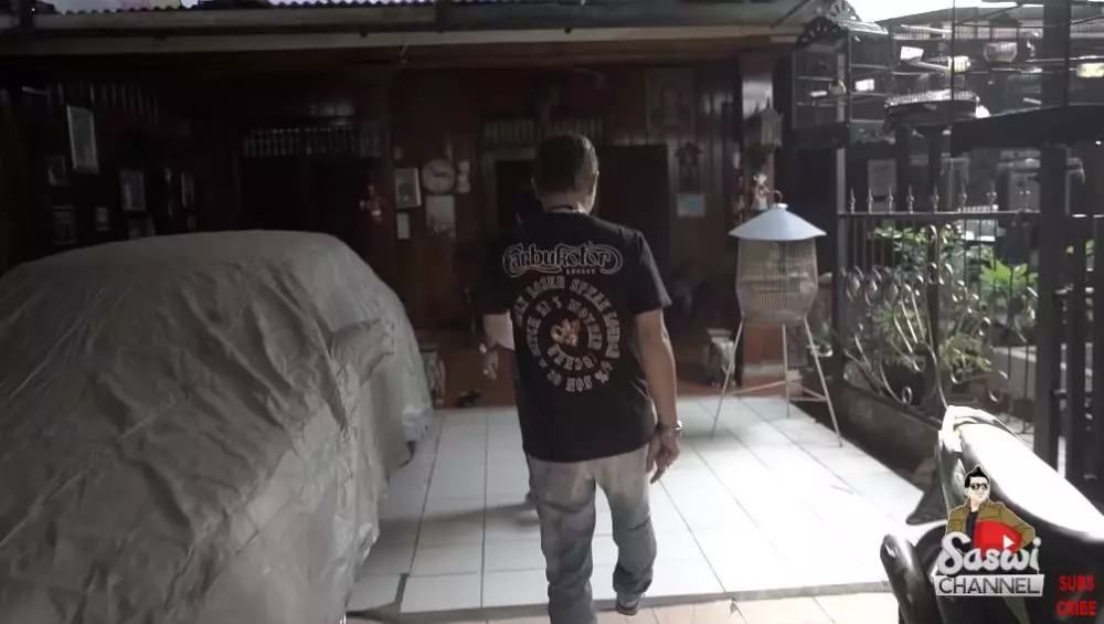 potret rumah Haji Bolot YouTube