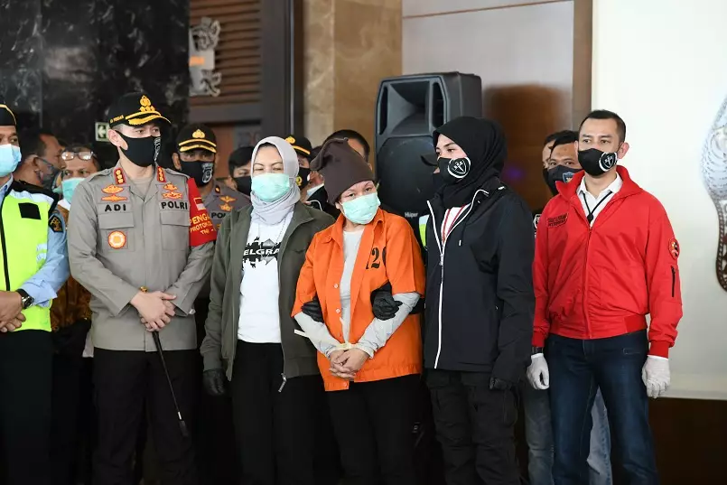 Maria Pauline Lumowa diekstradisi Berbagai Sumber