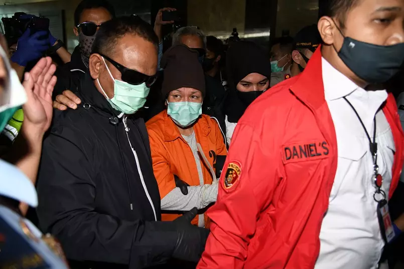 Maria Pauline Lumowa diekstradisi Berbagai Sumber