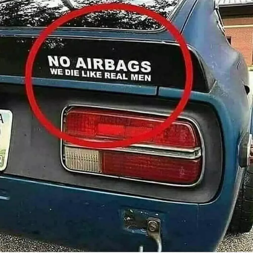 benda nyeleneh dipasang pengendara © 2020 instagram.com