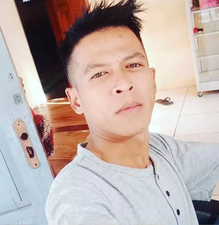 potret pedagang mirip penyanyi berbagai sumber