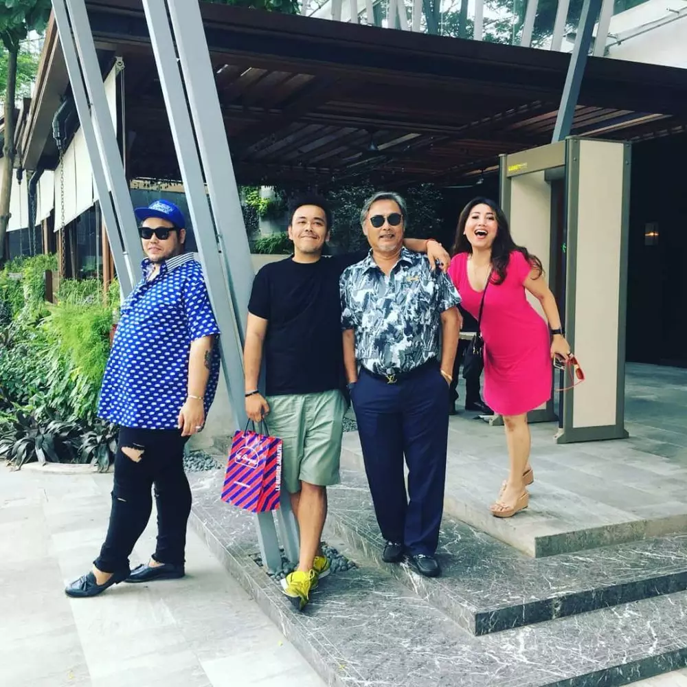 kenangan Ivan Gunawan dan ayah © 2020 brilio.net Instagram/@bam_fasdip