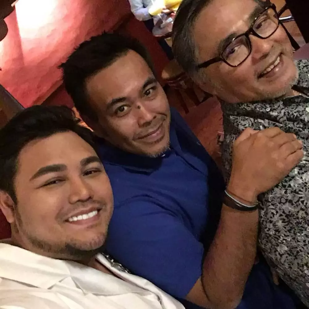 kenangan Ivan Gunawan dan ayah © 2020 brilio.net Instagram/@bam_fasdip