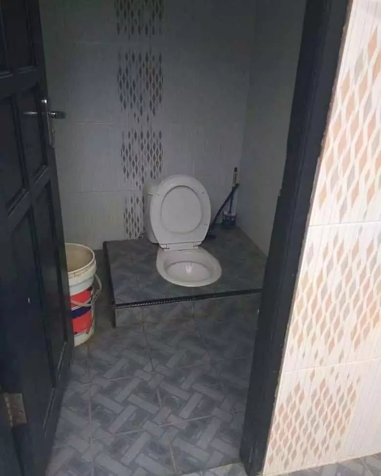 penampakan benda salah pasang di rumah © 2020 instagram.com