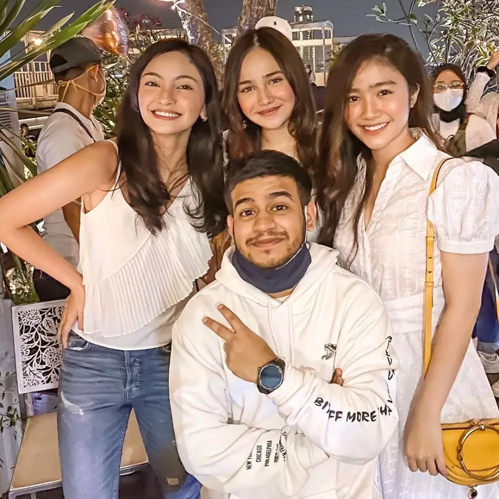 Syifa Hadju ultah ke-20 instagram