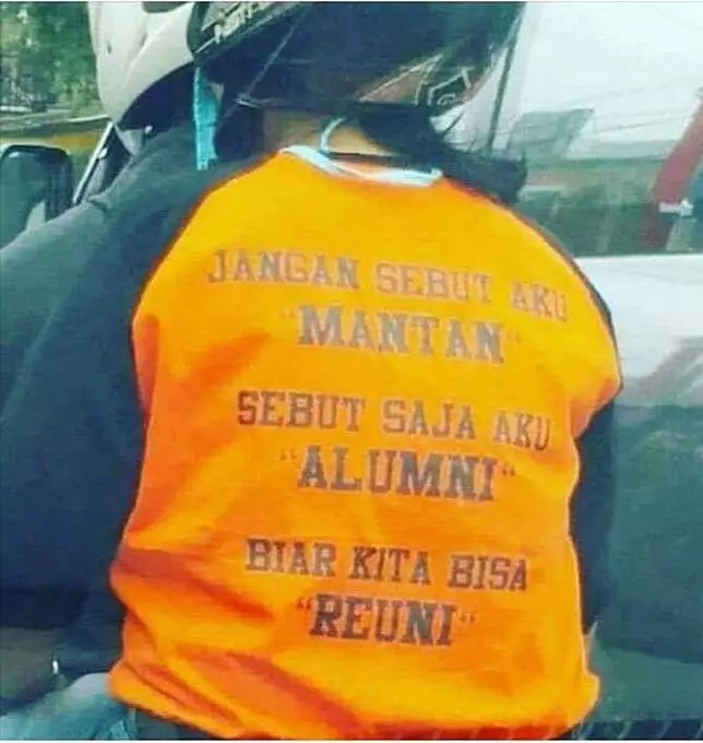 tulisan lucu kaus bapak-bapak © 2020 instagram.com