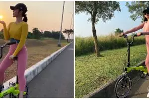 7 Gaya Selvi Kitty naik sepeda lipat, sporty