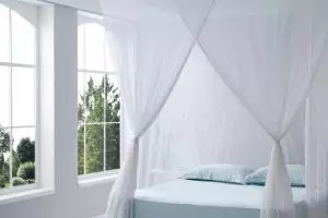 10 Potret bocah tersangkut kelambu, ternyata bisa jadi pengaman