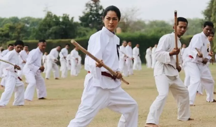 Prisia olahraga ekstrem Instagram