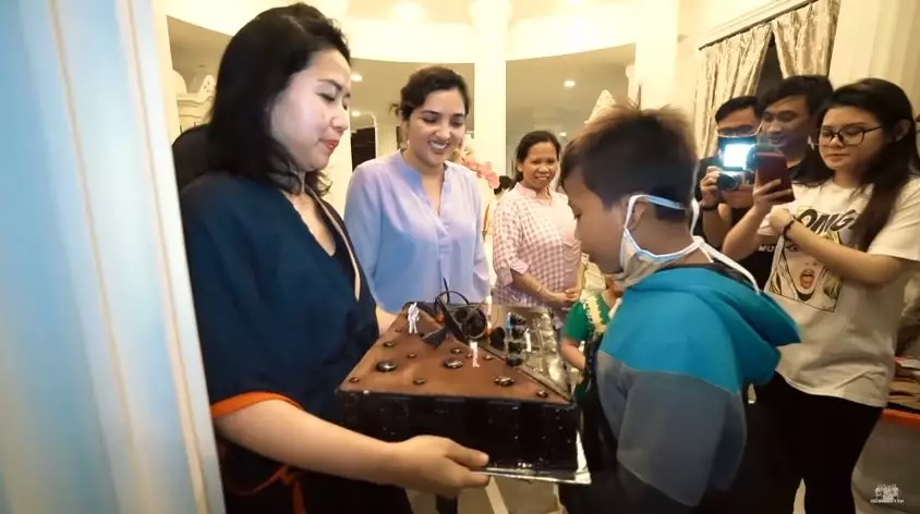 momen surprise putra anak angkat ashanty youtube