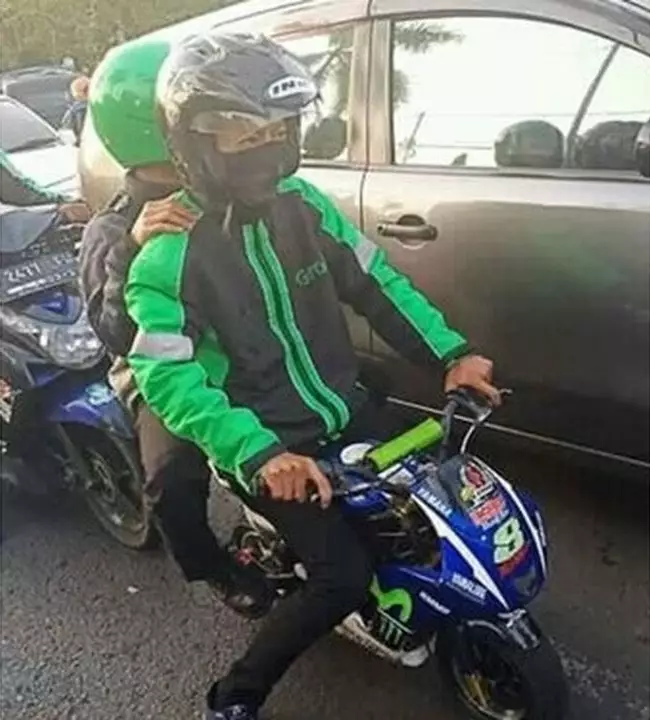 kendaraan unik ojek online Berbagai Sumber