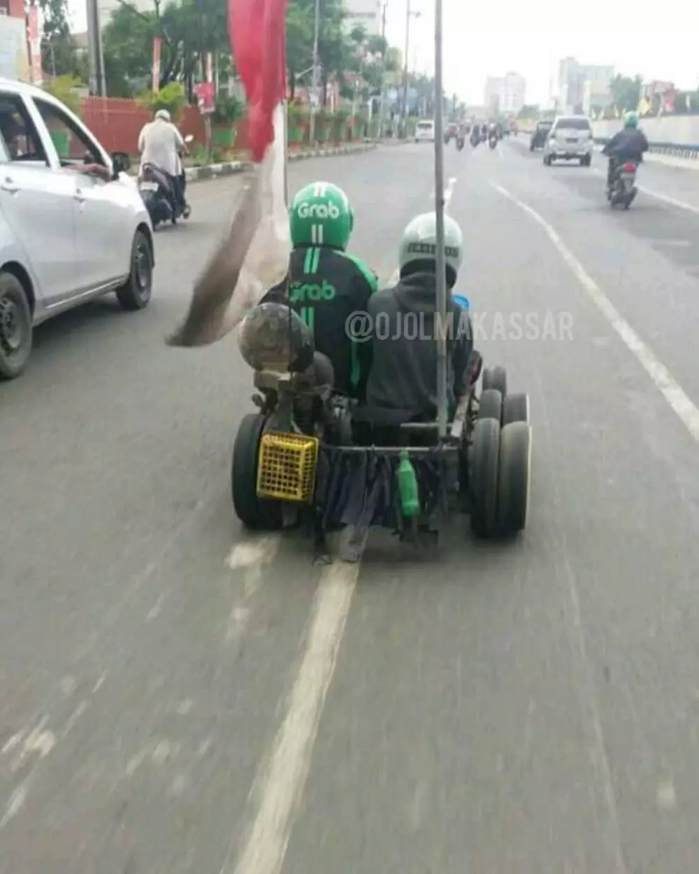 kendaraan unik ojek online Berbagai Sumber