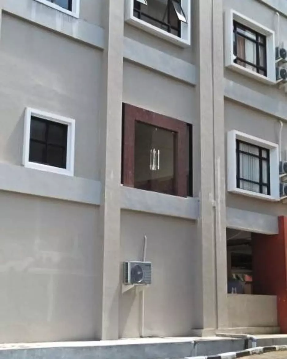 Posisi pintu nggak pada tempatnya Instagram