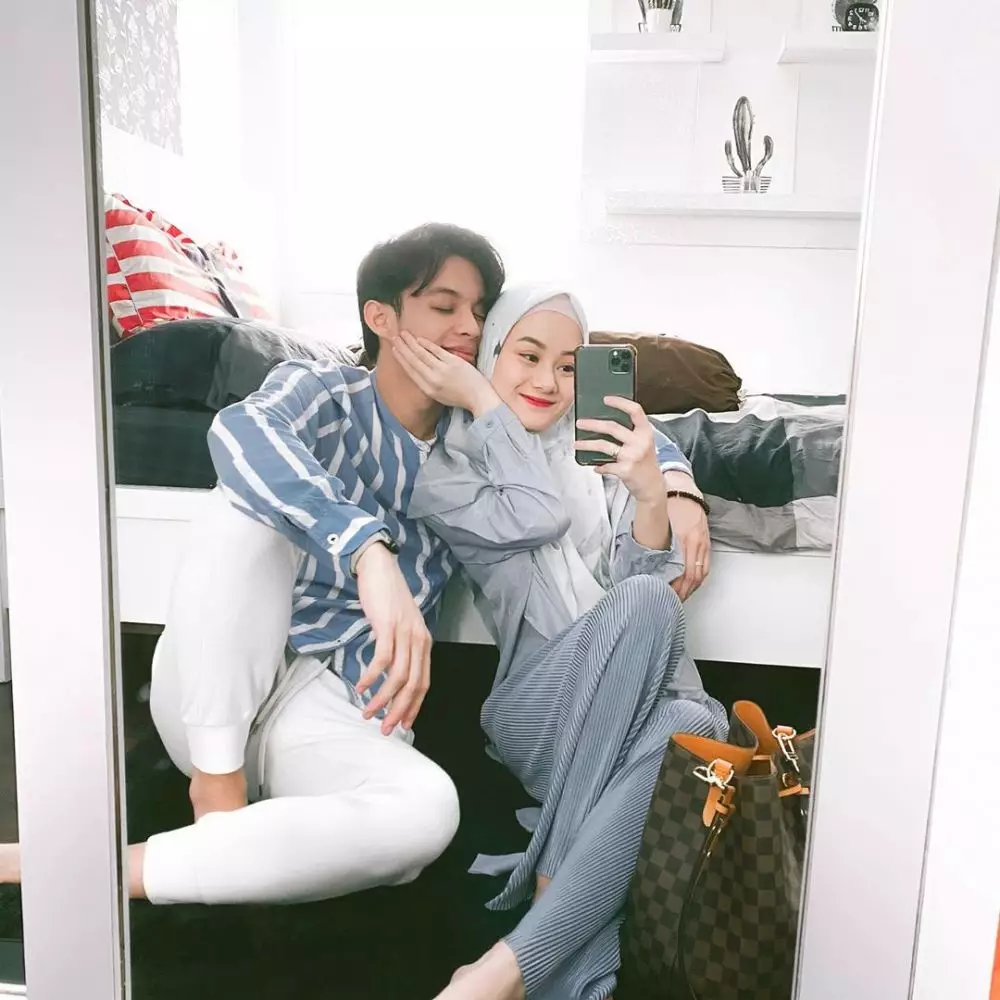 potret rumah Dinda Hauw berbagai sumber