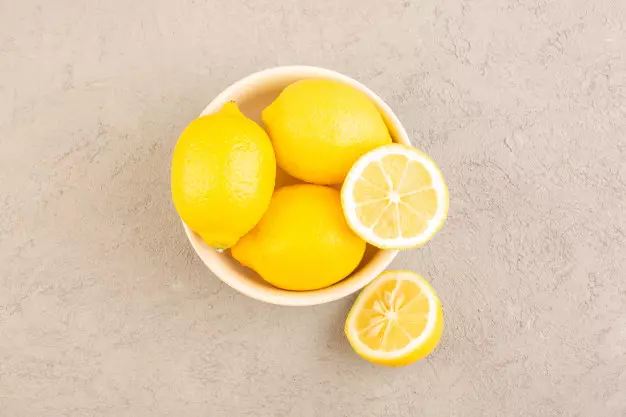 lemon untuk diet freepik