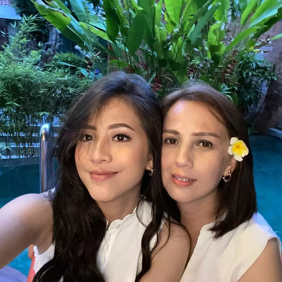 momen kebersamaan zara dan mama instagram